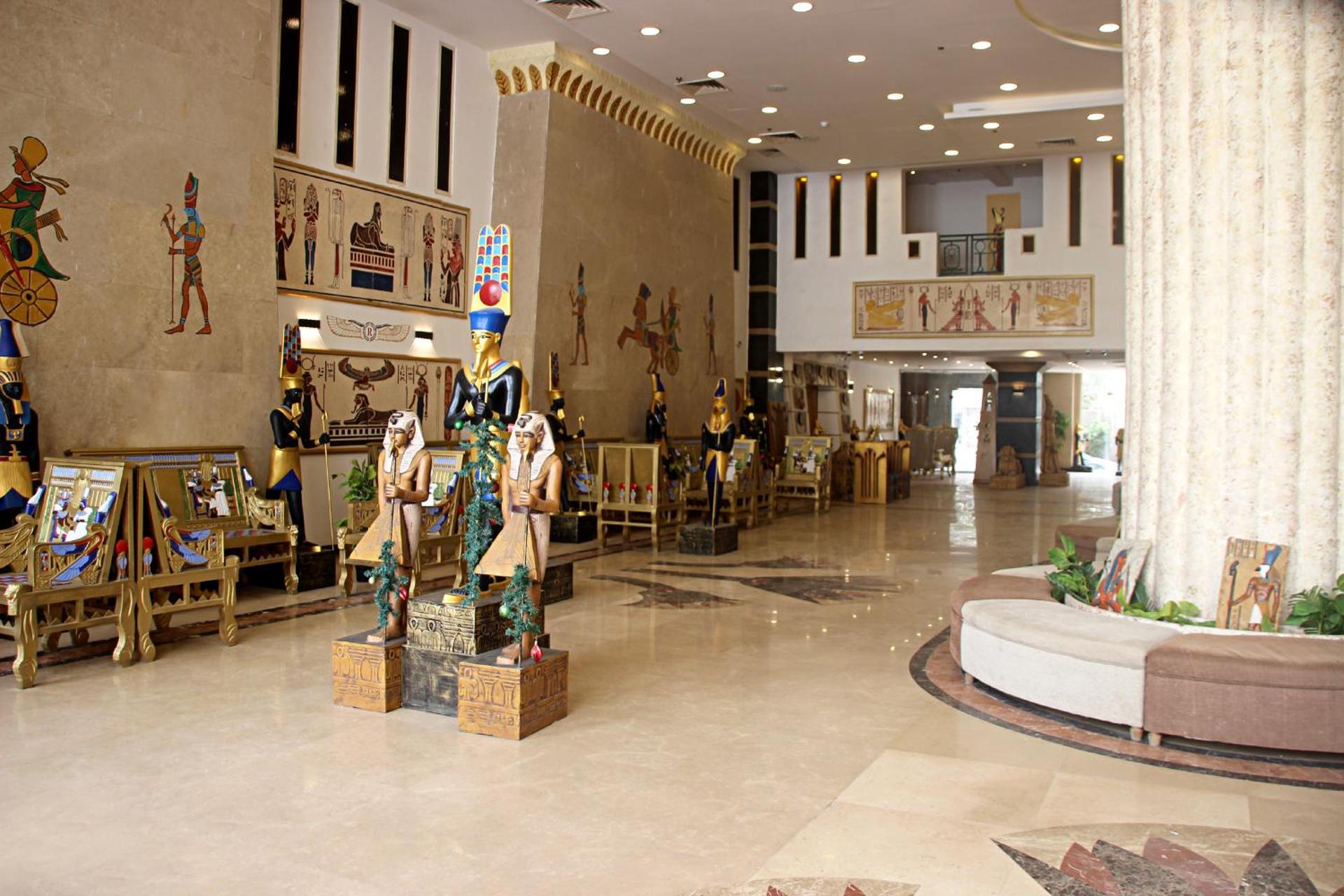 Regency Pyramids Hotel - Lobby Lounge